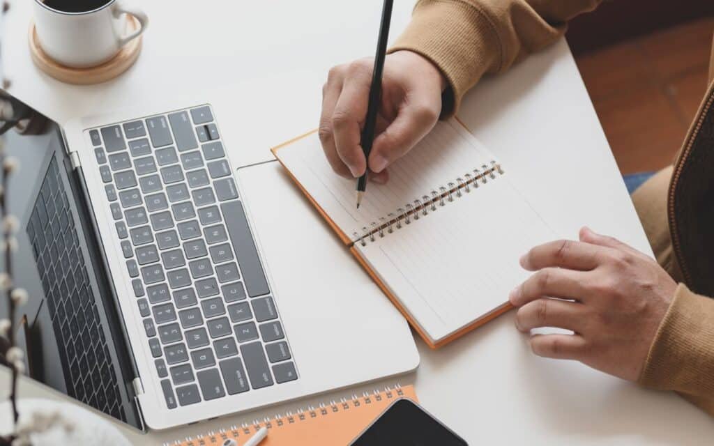 tax-and-bookkeeping-services-1024×640